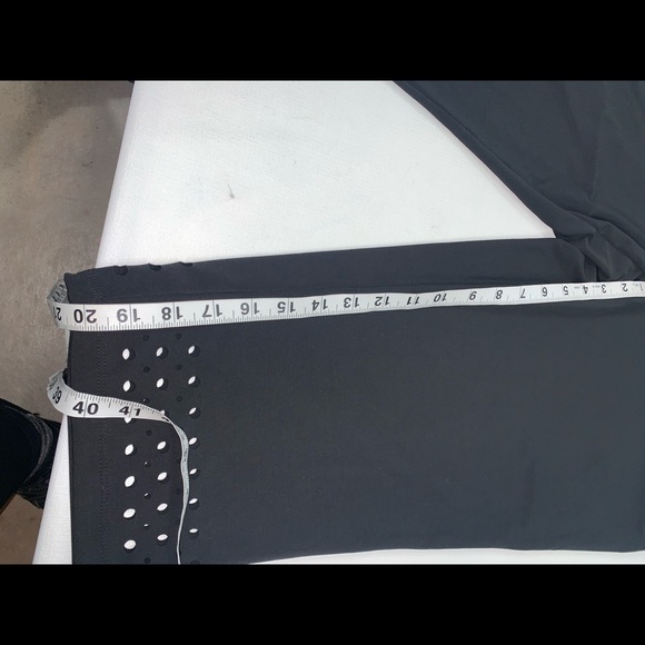 Christopher & Banks Dress Capri Pants Black - Picture 4 of 5